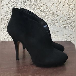 Like New Apt 9 “Brie” Black Stiletto bootie